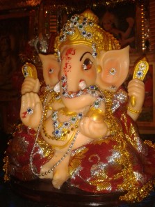 เปิดร้านกาแฟ พระพิฆเนตร บูชา